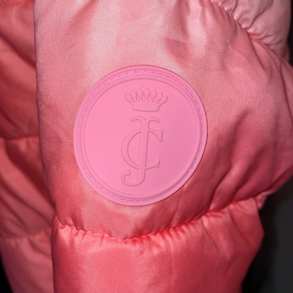 NWT JUICY COUTURE LA KIDS WINTER JACKET.  Size 10/12.  Medium. - Picture 3 of 9